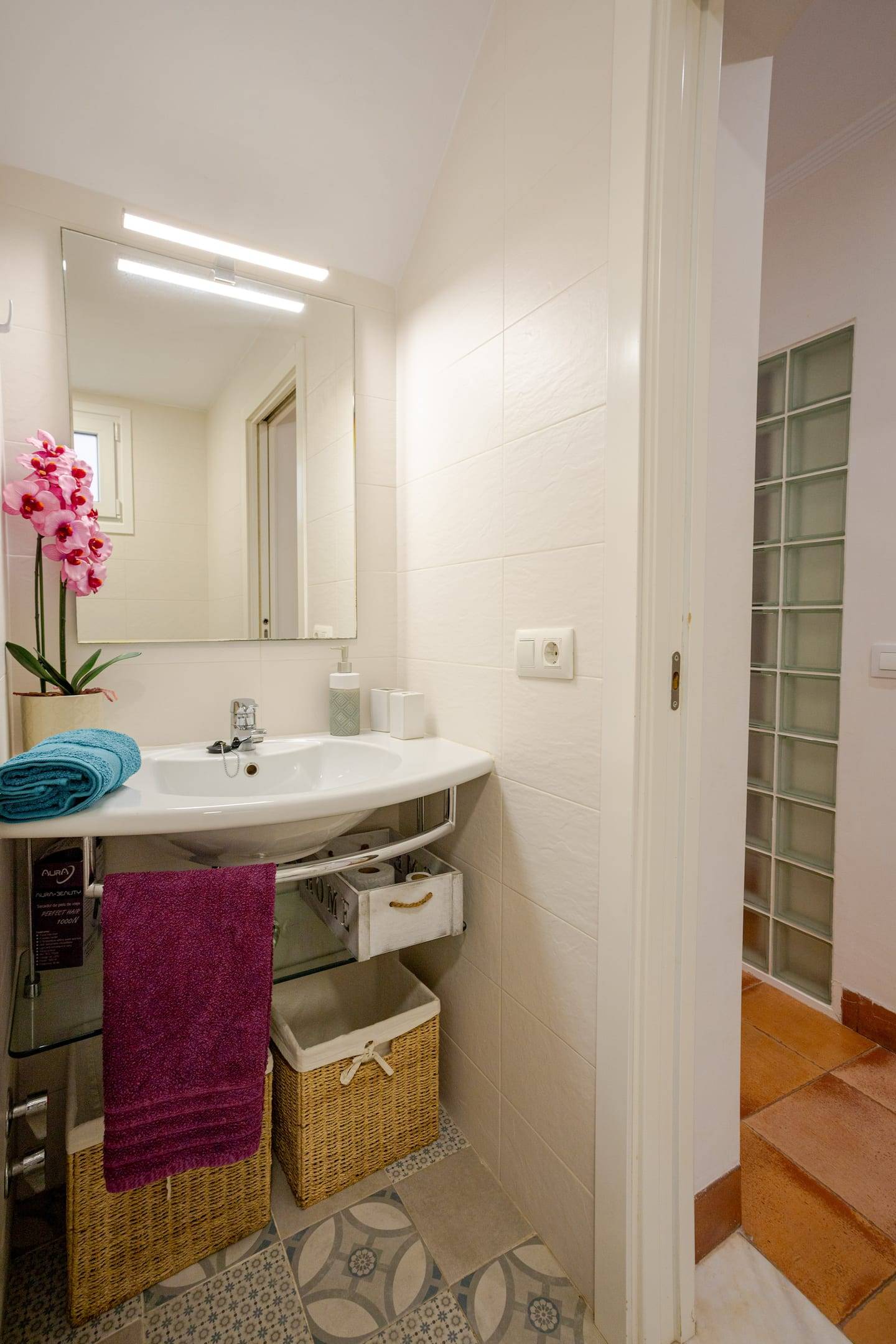 Baño completo del apartamento turístico